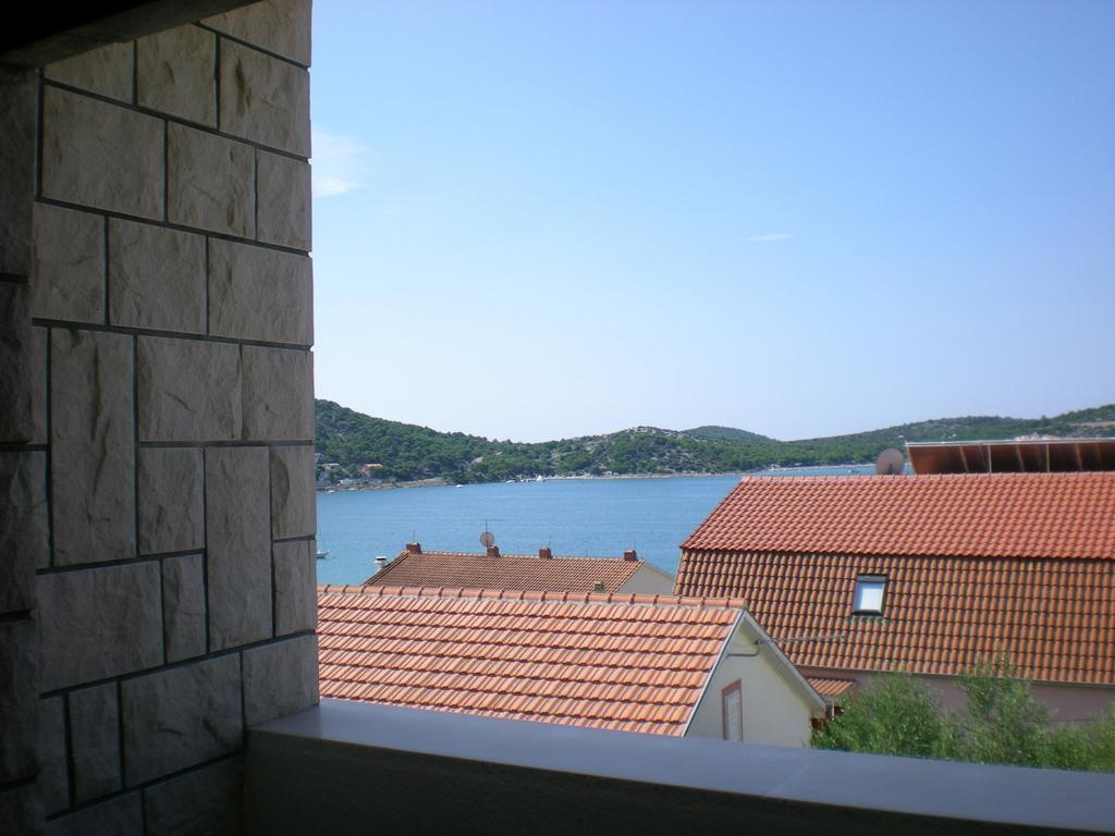 Villa I Karma Tisno Exterior foto